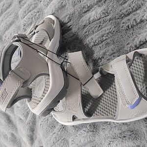 Womens Khombu Hiking Sandals sz9